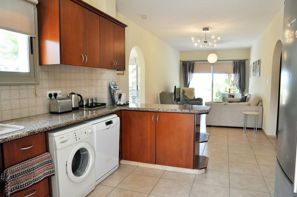 Apartment Aphrodite Apartment *