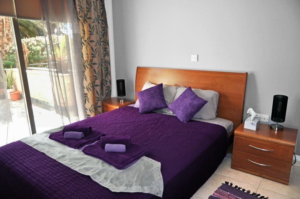 Aphrodite Apartment